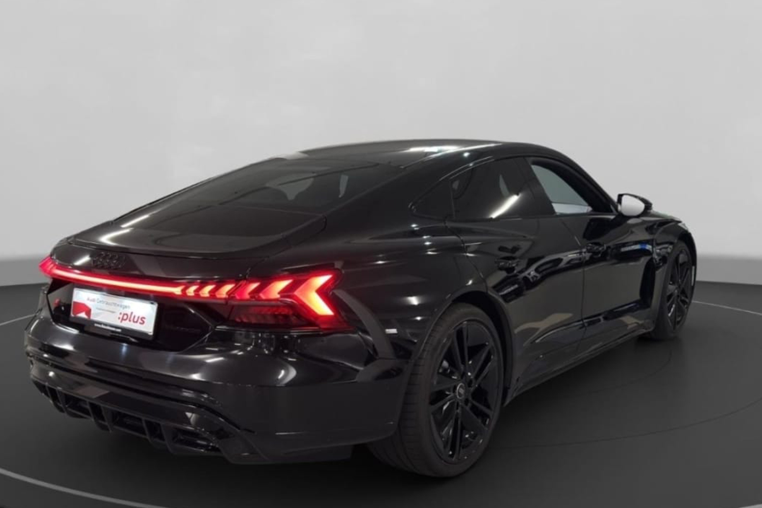 audi_rs_e-tron_gt_back