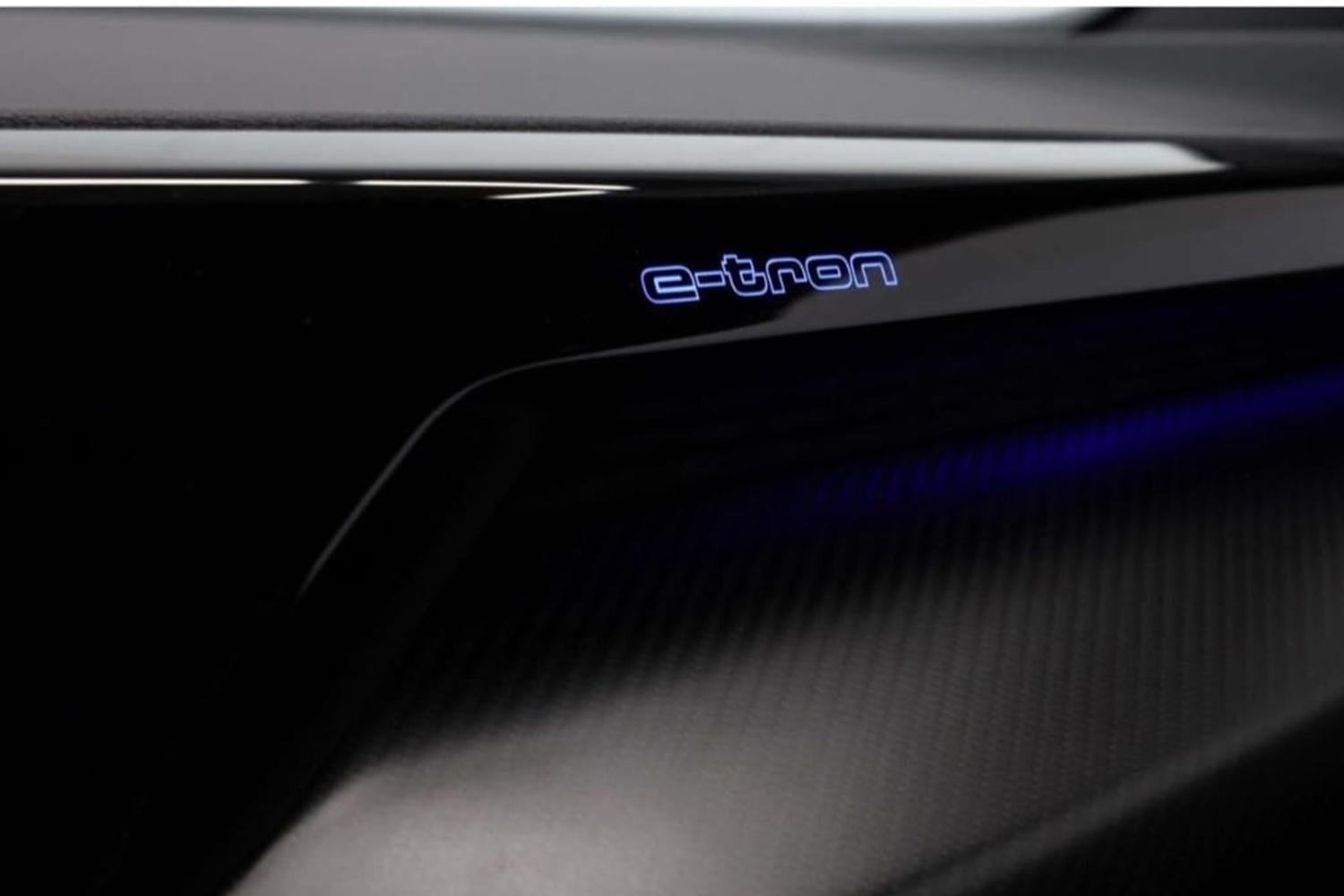 audi_e-tron_gt_detail_logo