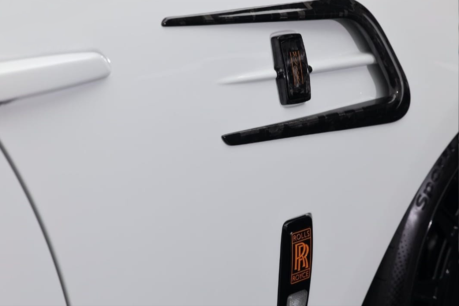 rollsroyce_wraith_detail_side